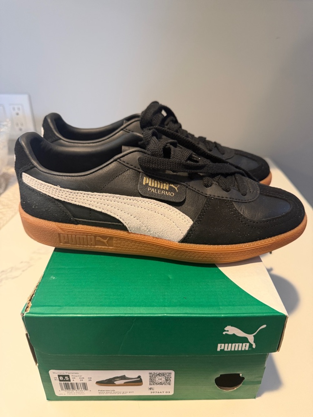 Puma Palermo Black with White Stripe and Gum Sole - Picture 4 of 9